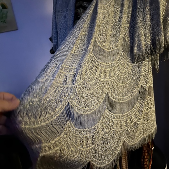 Damianou Vtg Cover Elegant Fringed Metallic Med - Picture 4 of 9